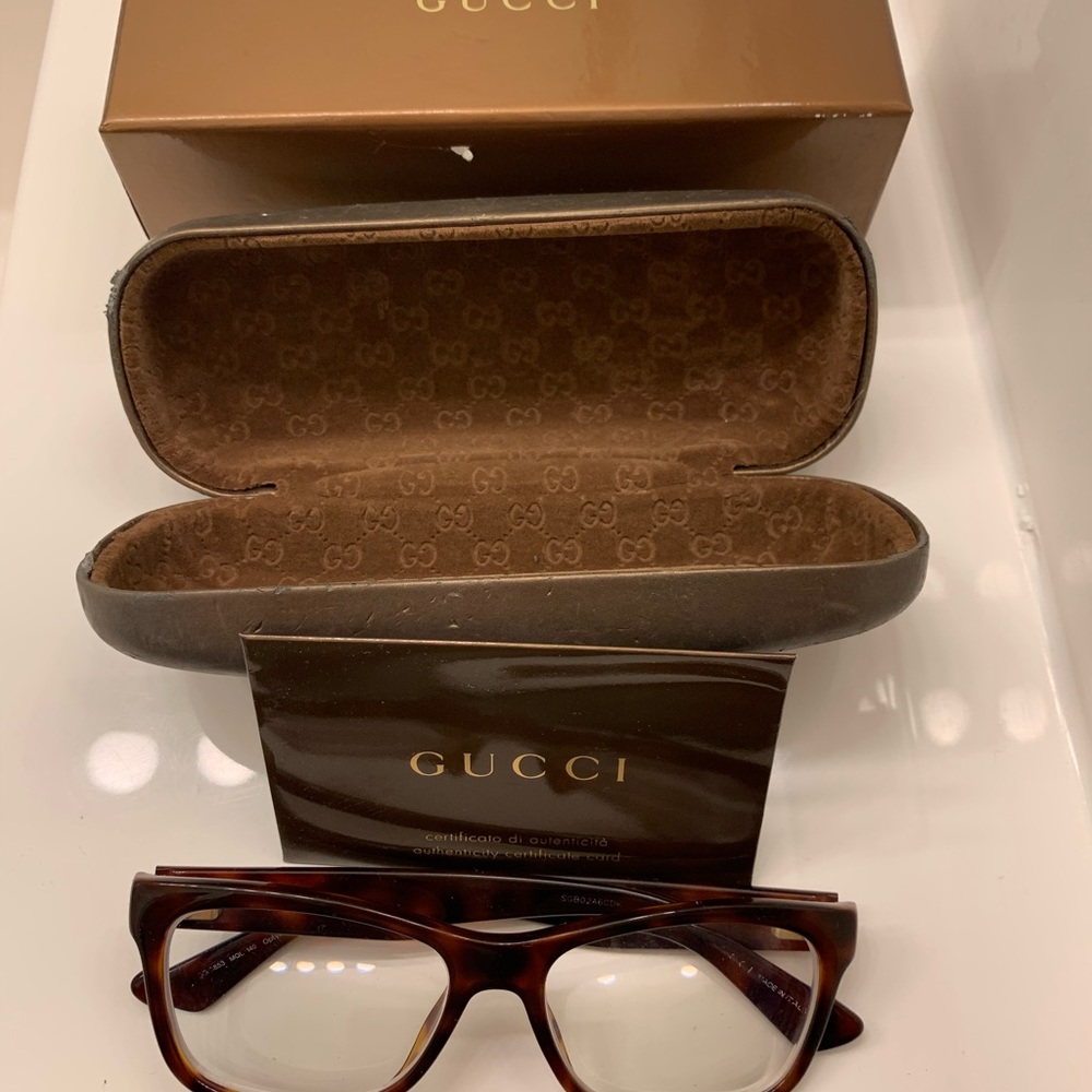 Gucci glasses/ Gucci frames